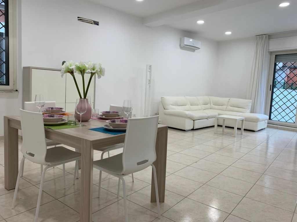 Appartement Mediterranean House Nettuno Extérieur photo