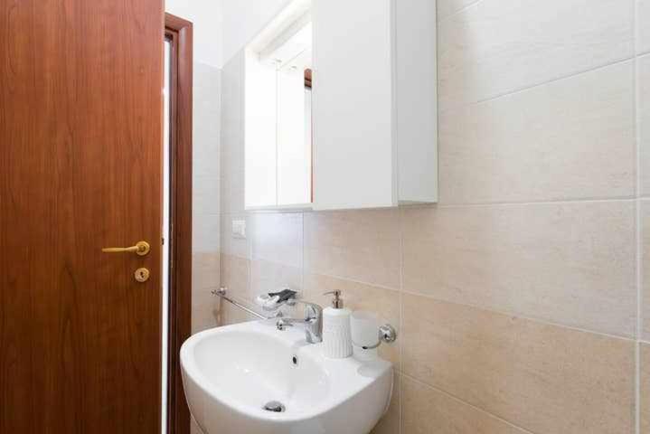 Appartement Mediterranean House Nettuno Extérieur photo